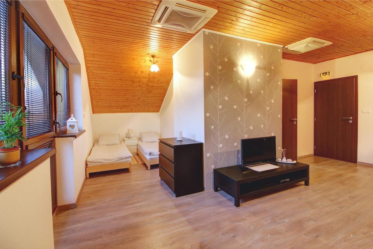Apartments Novy Zivot ภายนอก รูปภาพ