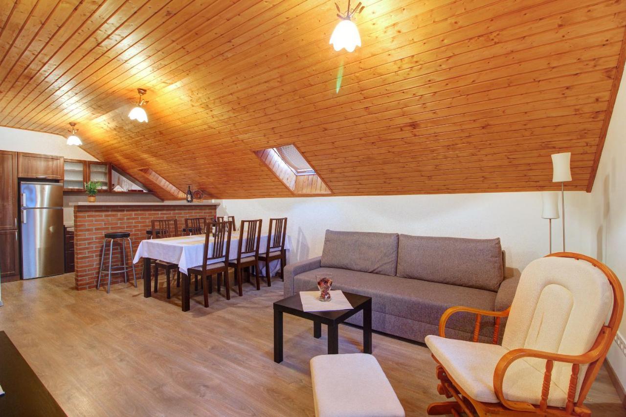 Apartments Novy Zivot ภายนอก รูปภาพ